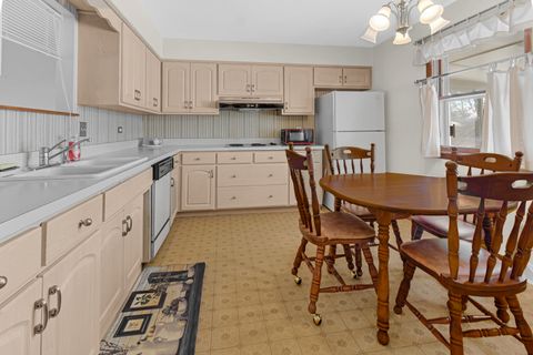 Tiny photo for 1161 E 171st Court, South Holland, IL 60473 (MLS # 12530402)