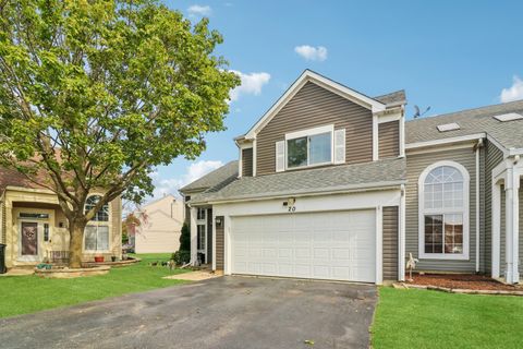 Tiny photo for 20 Dogwood Court, Lake In The Hills, IL 60156 (MLS # 12484887)