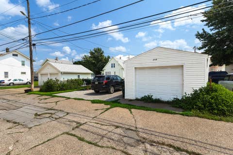 Tiny photo for 2118 Rockingham Road, Davenport, IA 52802 (MLS # 12741010)