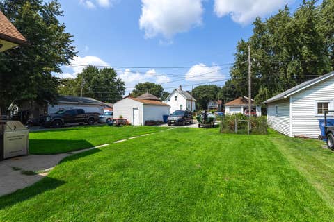 Tiny photo for 2118 Rockingham Road, Davenport, IA 52802 (MLS # 12741010)