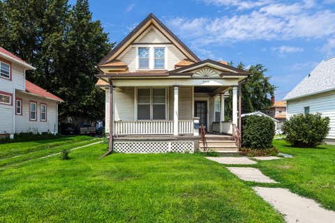 Tiny photo for 2118 Rockingham Road, Davenport, IA 52802 (MLS # 12741010)