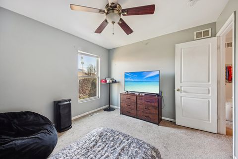 Tiny photo for 906 Elizabeth Drive, Streamwood, IL 60107 (MLS # 12558873)