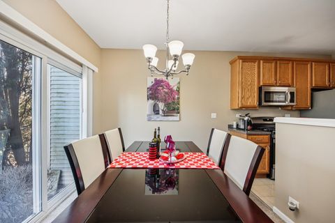 Tiny photo for 906 Elizabeth Drive, Streamwood, IL 60107 (MLS # 12558873)