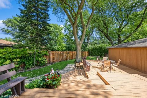 Tiny photo for 2530 Donald Court, Glenview, IL 60025 (MLS # 12623610)