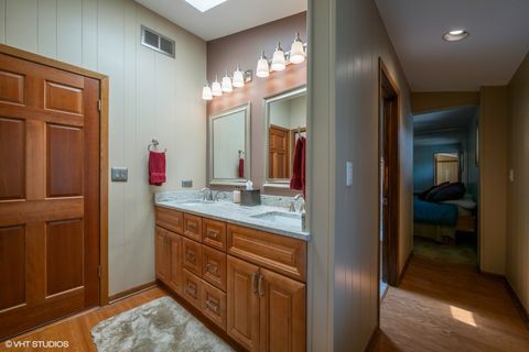 Tiny photo for 2530 Donald Court, Glenview, IL 60025 (MLS # 12623610)