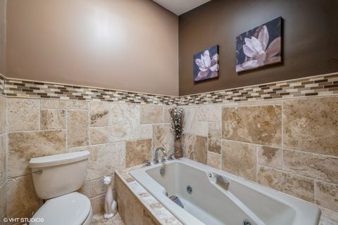 Tiny photo for 2530 Donald Court, Glenview, IL 60025 (MLS # 12623610)