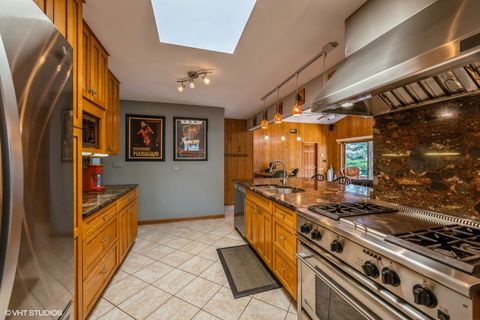 Tiny photo for 2530 Donald Court, Glenview, IL 60025 (MLS # 12623610)