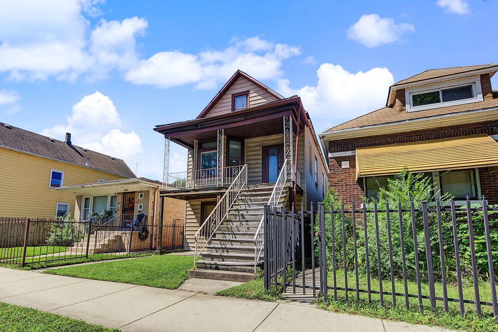 8534 S Muskegon Avenue