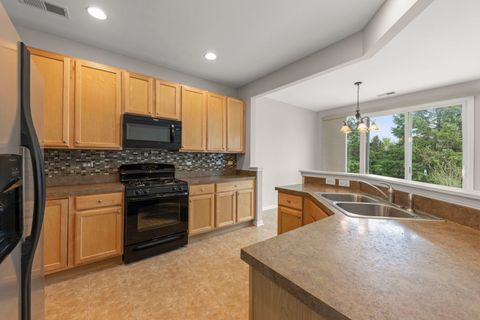 Tiny photo for 1702 Countryside Drive, Shorewood, IL 60404 (MLS # 12622604)