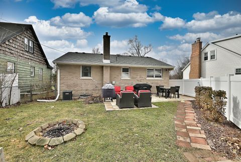 Tiny photo for 465 W Verret Street, Elmhurst, IL 60126 (MLS # 12548630)