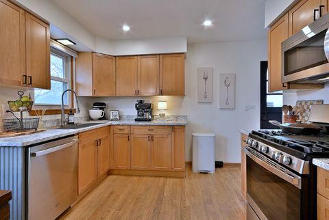 Tiny photo for 465 W Verret Street, Elmhurst, IL 60126 (MLS # 12548630)