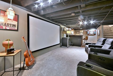 Tiny photo for 465 W Verret Street, Elmhurst, IL 60126 (MLS # 12548630)