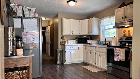 Tiny photo for 1106 E Clark Street, West Frankfort, IL 62896 (MLS # 12640463)