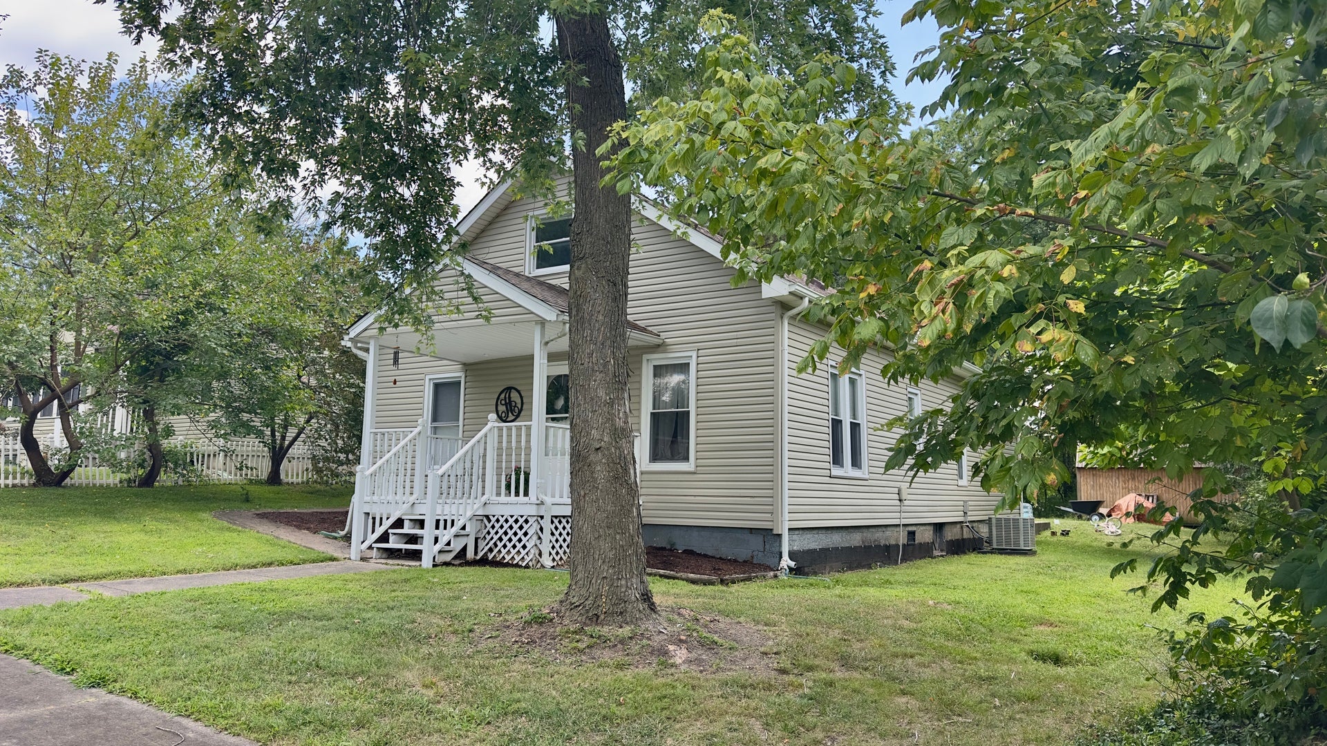 1106 E Clark Street