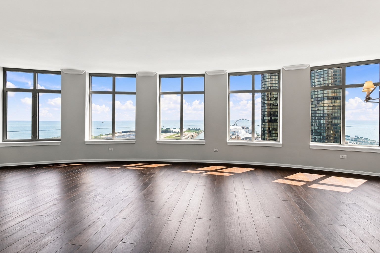 530 N Lake Shore Drive 2005