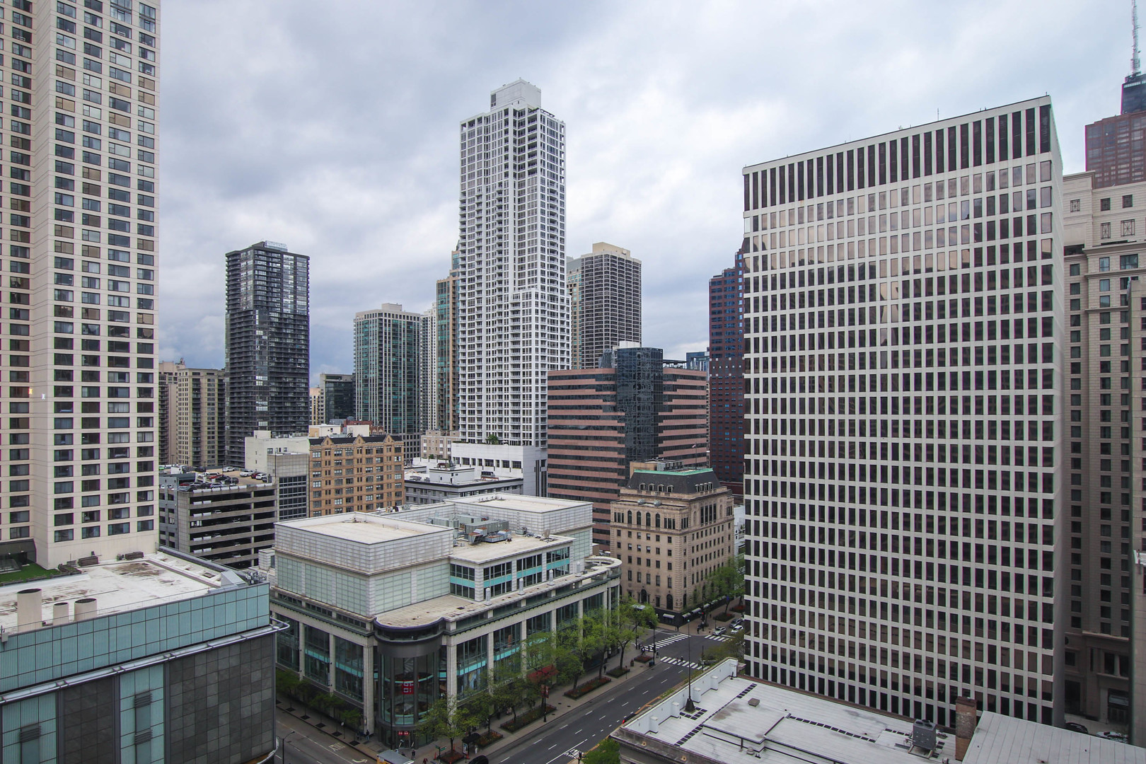 535 N Michigan Avenue 2010