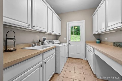 Tiny photo for 6407 KINGSBRIDGE Drive, Cary, IL 60013 (MLS # 12398005)