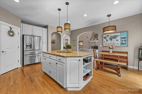 Tiny photo for 6407 KINGSBRIDGE Drive, Cary, IL 60013 (MLS # 12398005)