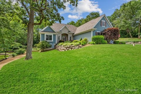 Tiny photo for 6407 KINGSBRIDGE Drive, Cary, IL 60013 (MLS # 12398005)