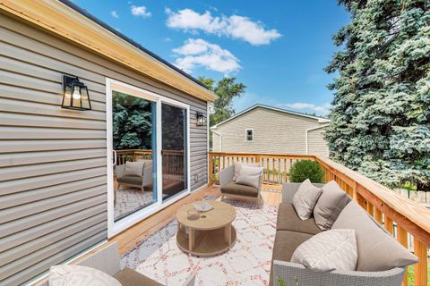 Tiny photo for 304 N Pinecrest Road, Bolingbrook, IL 60440 (MLS # 12441342)