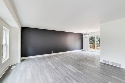 Tiny photo for 304 N Pinecrest Road, Bolingbrook, IL 60440 (MLS # 12441342)