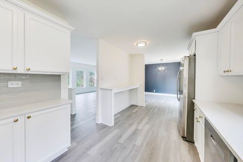 Tiny photo for 304 N Pinecrest Road, Bolingbrook, IL 60440 (MLS # 12441342)