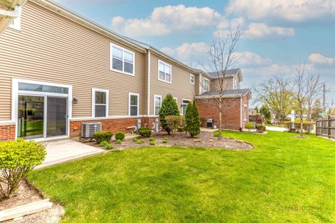 Tiny photo for 2390 N Newberry Lane, Palatine, IL 60074 (MLS # 12656854)