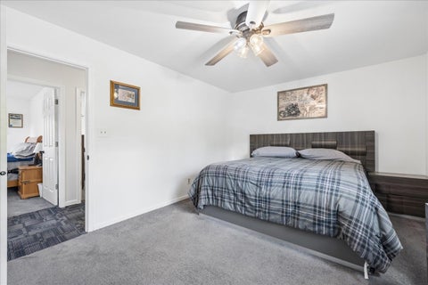 Tiny photo for 124 S Glenbrook Trail, McHenry, IL 60050 (MLS # 12672324)