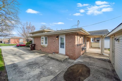 Tiny photo for 16456 George Drive, Oak Forest, IL 60452 (MLS # 12615591)