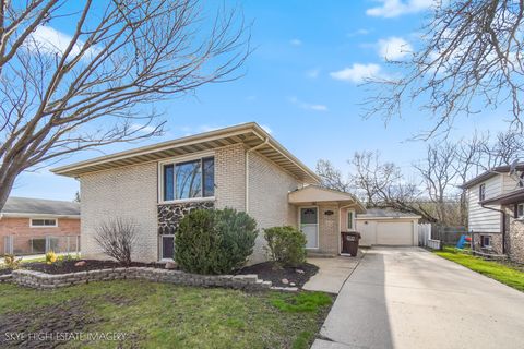 Photo of 16456 George Drive, Oak Forest, IL 60452 (MLS # 12615591)