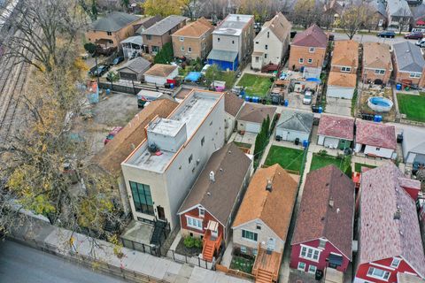 Tiny photo for 3328 S Damen Avenue, Chicago, IL 60608 (MLS # 12491689)