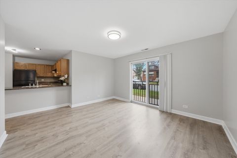 Tiny photo for 3447 Ridgeland Avenue #104, Berwyn, IL 60402 (MLS # 12606376)