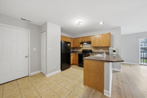 Tiny photo for 3447 Ridgeland Avenue #104, Berwyn, IL 60402 (MLS # 12606376)
