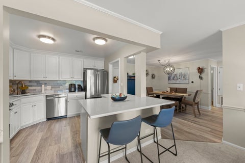 Tiny photo for 515 N Main Street #4AS, Glen Ellyn, IL 60137 (MLS # 12781841)