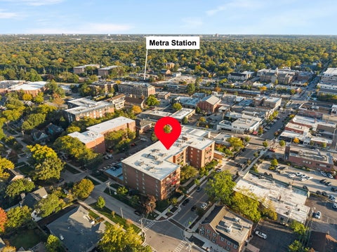 Tiny photo for 515 N Main Street #4AS, Glen Ellyn, IL 60137 (MLS # 12781841)