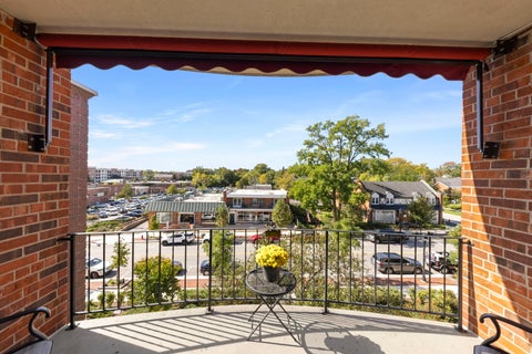 Tiny photo for 515 N Main Street #4AS, Glen Ellyn, IL 60137 (MLS # 12781841)