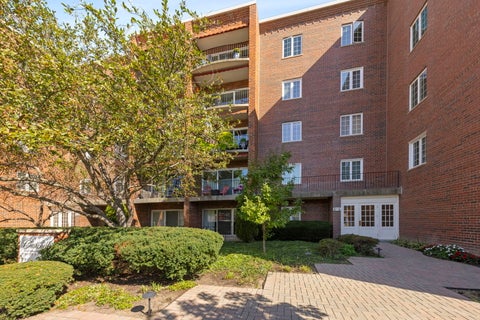 Tiny photo for 515 N Main Street #4AS, Glen Ellyn, IL 60137 (MLS # 12781841)