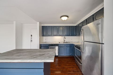 Tiny photo for 2005 S Finley Road #1204, Lombard, IL 60148 (MLS # 12488119)