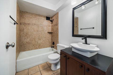 Tiny photo for 2005 S Finley Road #1204, Lombard, IL 60148 (MLS # 12488119)