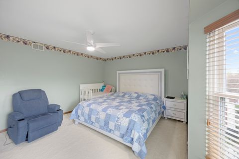 Tiny photo for 17 Buchanan Lane, Streamwood, IL 60107 (MLS # 12634945)