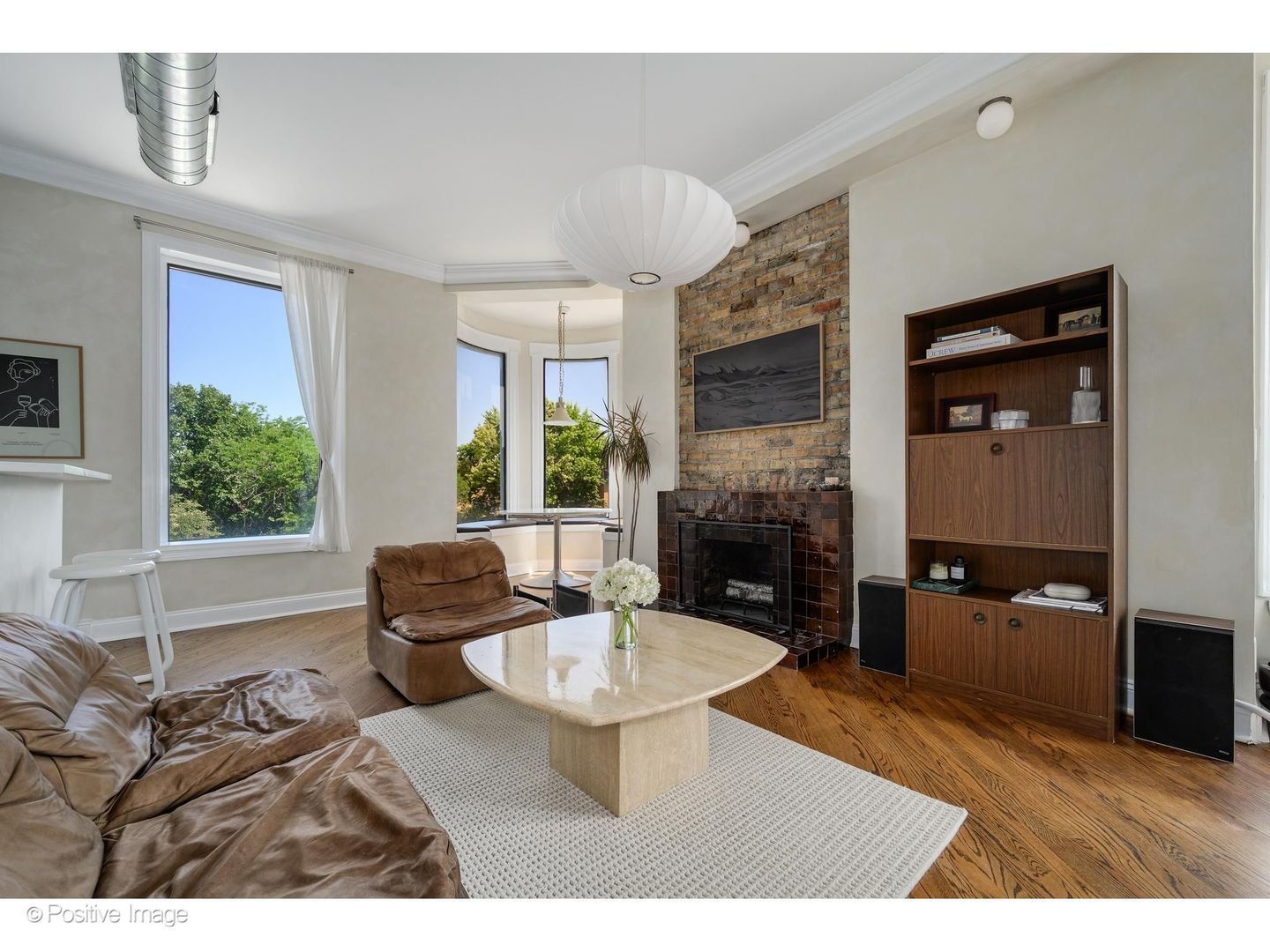 1135 W Webster Avenue 3