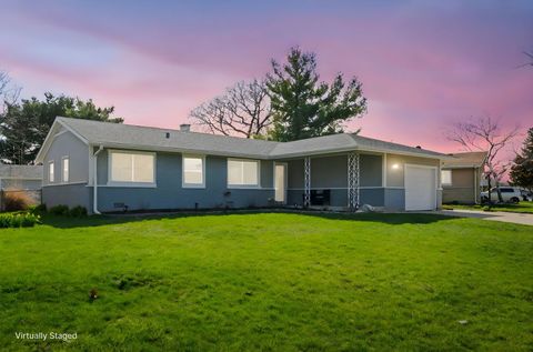 Tiny photo for 485 Lilac Lane, Elk Grove Village, IL 60007 (MLS # 12620255)