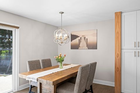 Tiny photo for 485 Lilac Lane, Elk Grove Village, IL 60007 (MLS # 12620255)