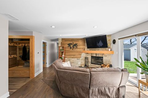 Tiny photo for 485 Lilac Lane, Elk Grove Village, IL 60007 (MLS # 12620255)