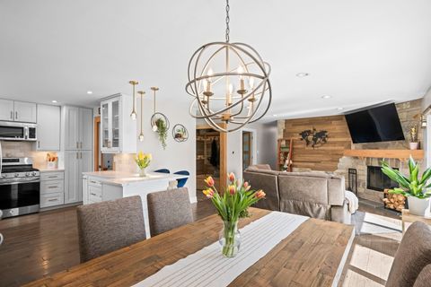 Tiny photo for 485 Lilac Lane, Elk Grove Village, IL 60007 (MLS # 12620255)