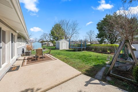 Tiny photo for 485 Lilac Lane, Elk Grove Village, IL 60007 (MLS # 12620255)