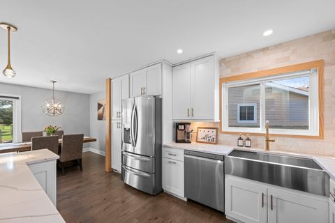 Tiny photo for 485 Lilac Lane, Elk Grove Village, IL 60007 (MLS # 12620255)