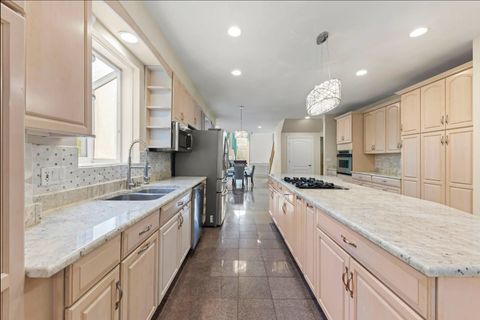 Tiny photo for Naperville, IL 60565 (MLS # 12590099)