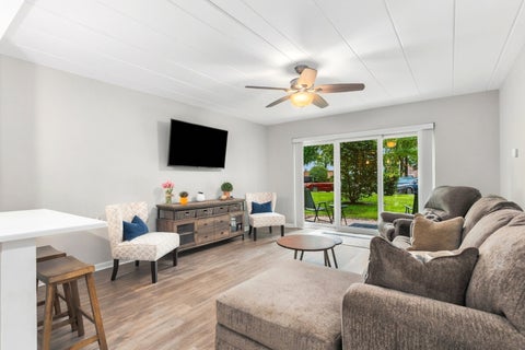 Tiny photo for 5300 Walnut Avenue #17A, Downers Grove, IL 60515 (MLS # 12770317)