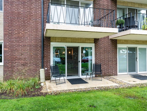 Photo of 5300 Walnut Avenue #17A, Downers Grove, IL 60515 (MLS # 12770317)
